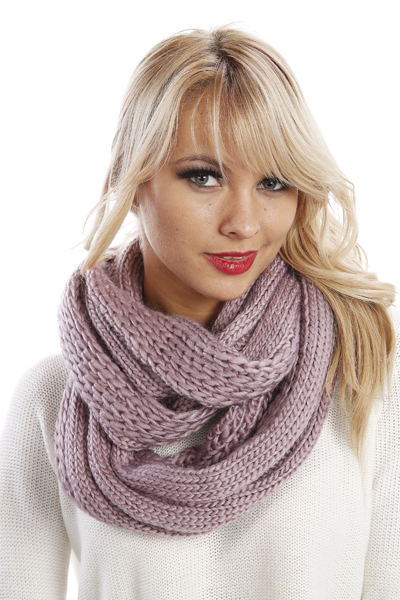 Ružová kruhová (tunel) šála