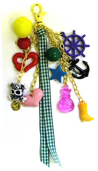 Prívesky na kabelku C1000