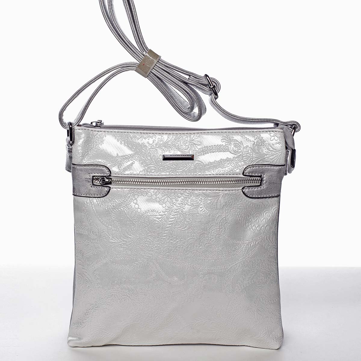 Krásna dámska strieborná crossbody kabelka so vzorom - Silvia Rosa Xiomy 