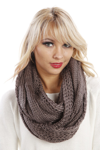 Hnedá kruhová (tunel) šála