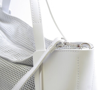 Bílá perforovaná kožená kabelka ItalY 11041