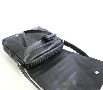 Čierna taška cez rameno Bobby Black 1018