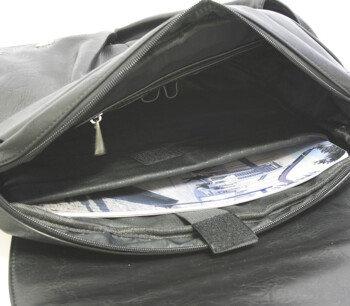 Čierna taška cez rameno Bobby Black 1018