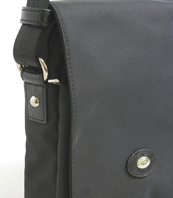 Dámska kabelka čierna crossbody s koženými detailmi - Hexagona Nina