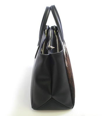 Černá kožená kabelka s kožešinou ItalY Marge