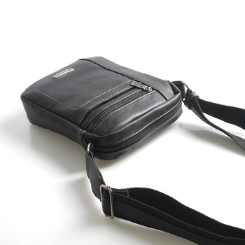 Čierna taška cez rameno na doklady Bellugio Blake