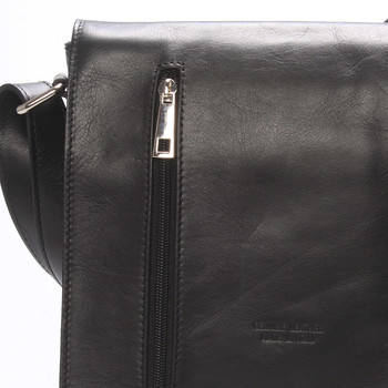 Módna väčšia čierna kožená kabelka cez plece - ItalY Quenton