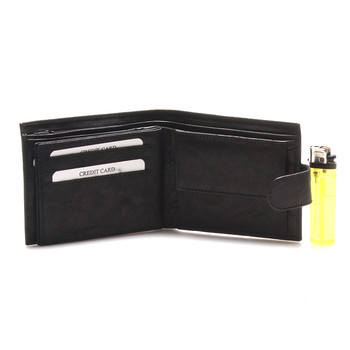 Praktická kožená čierna peňaženka - Sendi Design 47