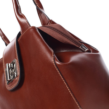 Menšia módna dámska hnedá kožená kabelka cez rameno - ItalY Zerro