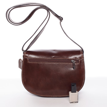 Menšia hnedá lakovaná crossbody kožená kabelka - ItalY Zoya