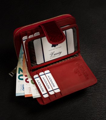 Módna kožená tmavočervená peňaženka lakovaná - Lorenti 115FTN