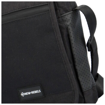 Športové crossbody taška čierna - New Rebels Belagi