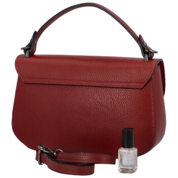 Dámska kožená crossbody kabelka tmavočervená - Delami Kamryn