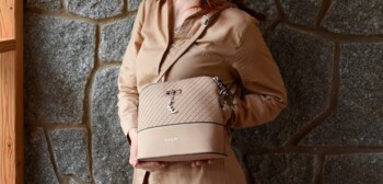 Dámska crossbody kabelka béžová - Vuch Cara Beige