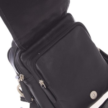 Čierna hladká kožená taška cez rameno SendiDesign Rico