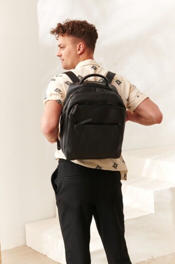 Pánsky kožený batoh čierny - Wild Abdon