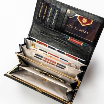 Dámska koženkovo/kožená peňaženka čierna - Peterson Aniko