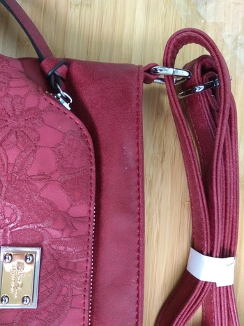 Atraktívna dámska crossbody kabelka vínová - Silvia Rosa Tamesis